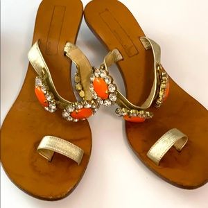 Shoes are looking for new owner.